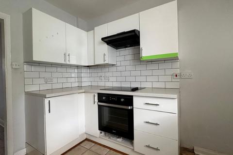 117 Wide Way, Mitcham, CR4 1BQ