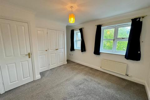 undefined, Lower Mount Street, Fleet GU51