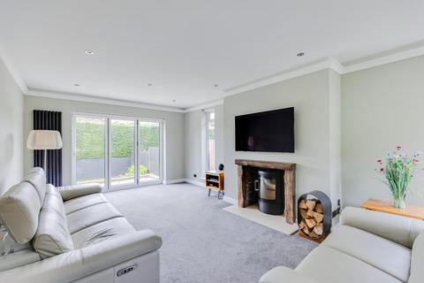5 bedroom detached house for sale, 4 Is Y Coed, Wenvoe, CF5 6DL