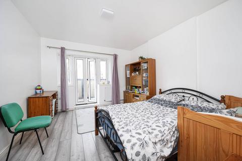 Cephas Ave, Bethnal Green, London, E1