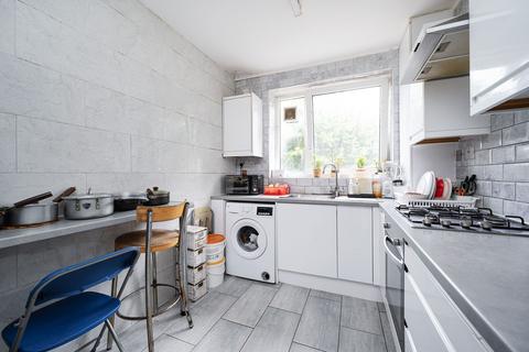 Cephas Ave, Bethnal Green, London, E1