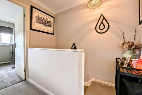 20 Thirlmere Close, Bordon, GU35 0NW