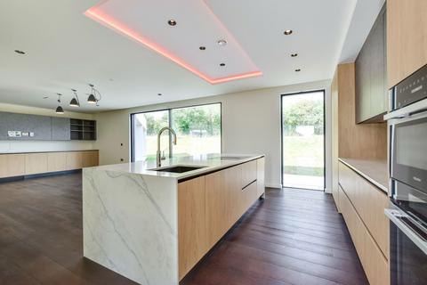 undefined, Crouch Lane, Waltham Cross EN7