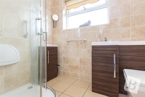 16 Amberley Way, Romford, RM7 8BT