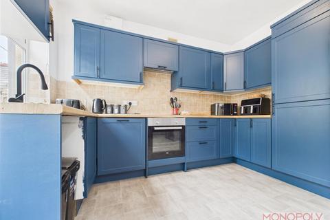5 Bryn Offa, Ponciau, Wrexham, LL14 1PL