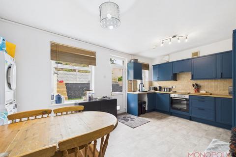 5 Bryn Offa, Ponciau, Wrexham, LL14 1PL