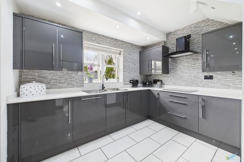 5 Stubbs Lane, Prenton, CH43 9HJ