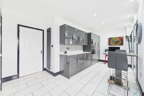 5 Stubbs Lane, Prenton, CH43 9HJ