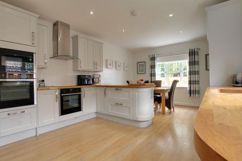 Westfield Road, Manea