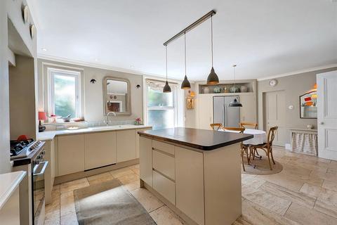 4 bedroom semi-detached house for sale, John Street, Ryde, PO33 2PY