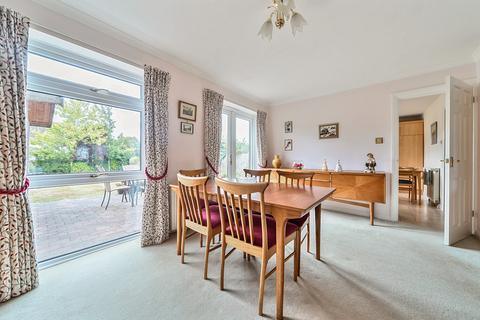 4 bedroom detached house for sale, Storrington - popular location