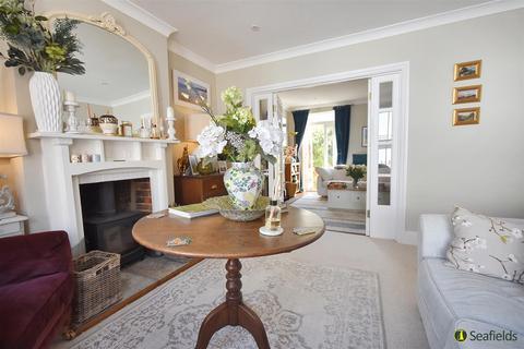 undefined, Bellevue Road, Ryde, PO33 2HA