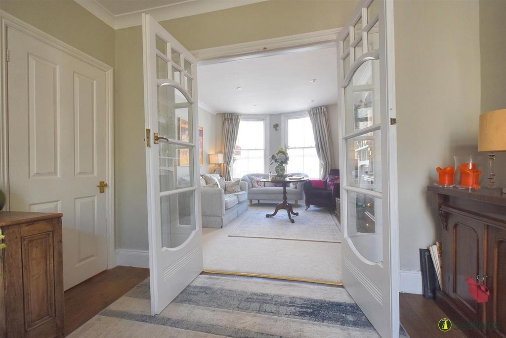 Dining to Sitting Room