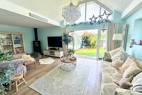 undefined, Keysworth Avenue, Barton on Sea, Hampshire. BH25 7HX