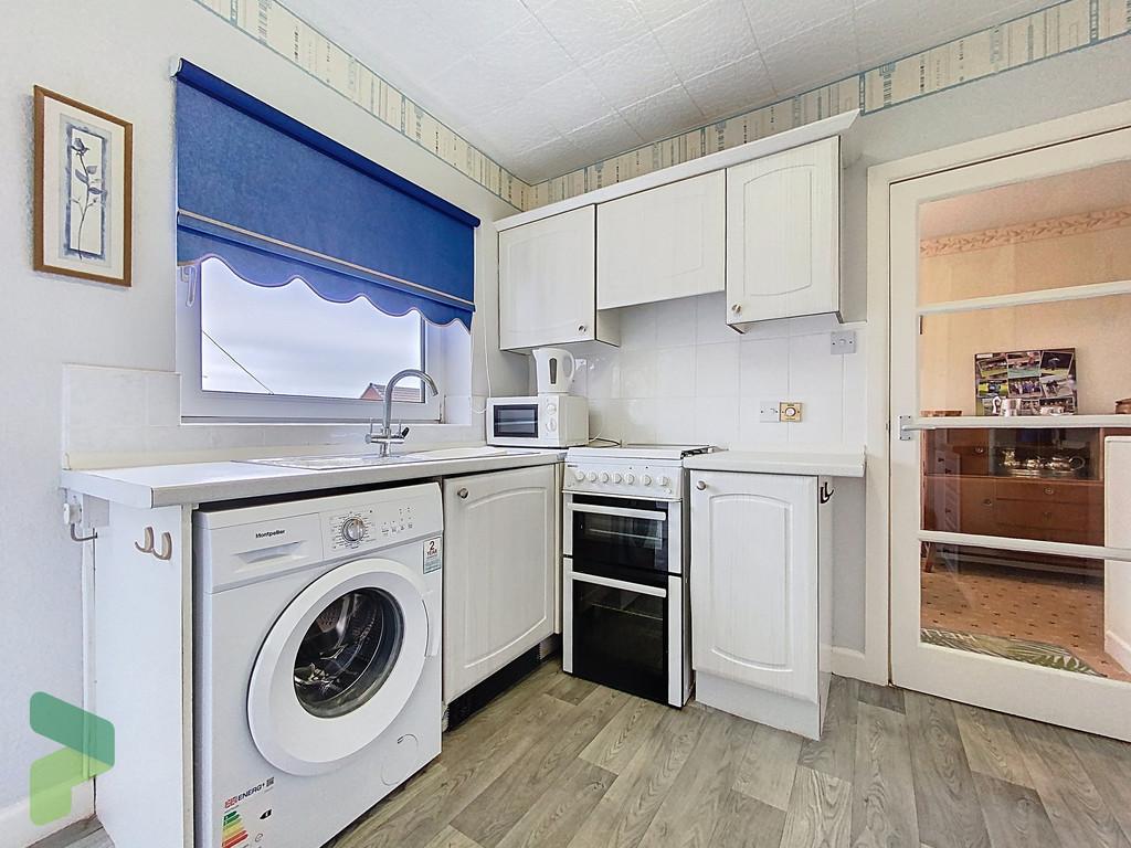 Separate Fitted Kitchen