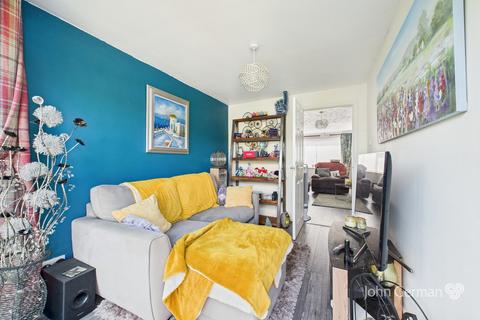 undefined, Henhurst Ridge, Burton-on-Trent