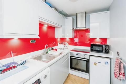 undefined, Cranbury Place