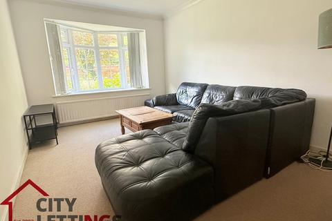 2 bedroom maisonette to rent, Gregory Court, Lenton