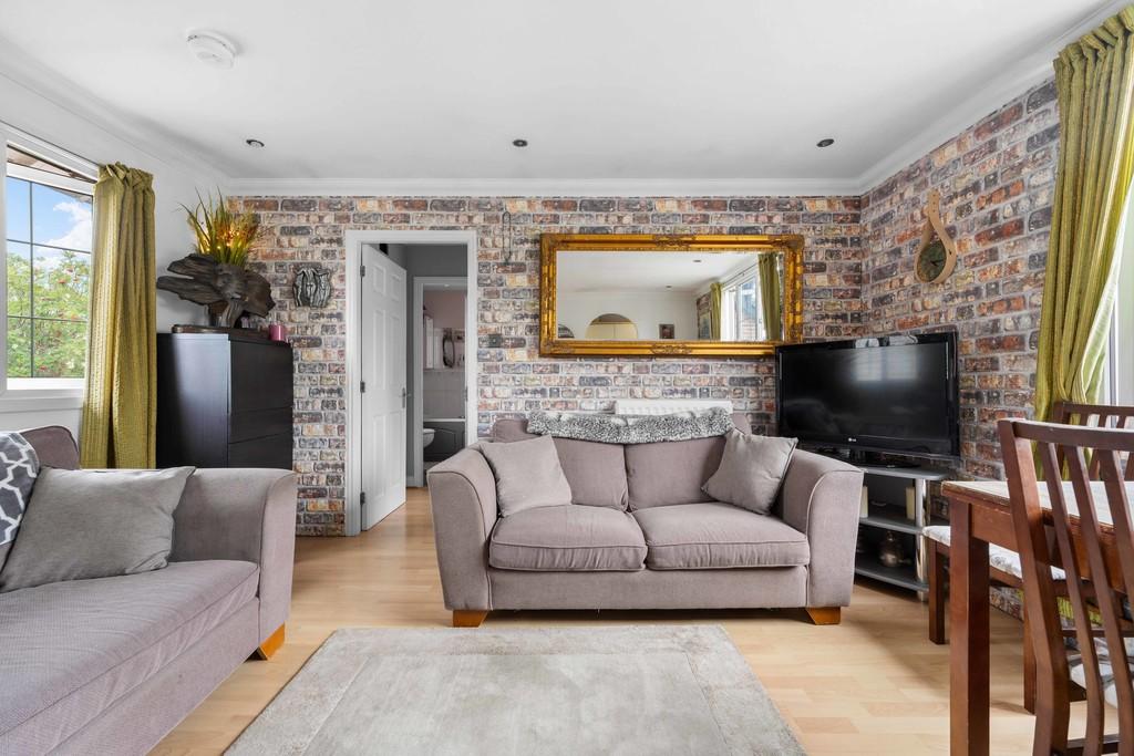 The Holkham, Vicars Cross, Chester CH3 5 NE, UK-