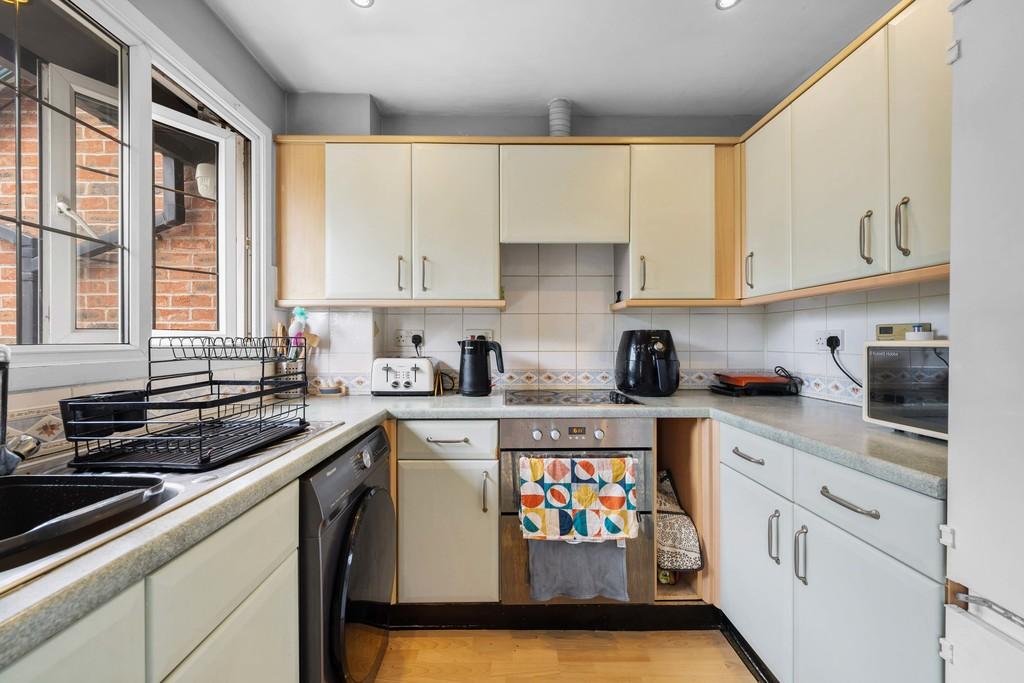 The Holkham, Vicars Cross, Chester CH3 5 NE, UK-