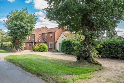 undefined, Hevingham, Norwich