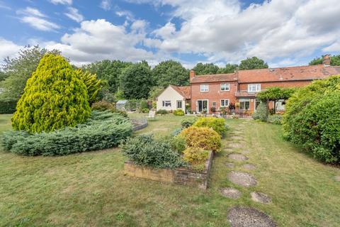 undefined, Hevingham, Norwich