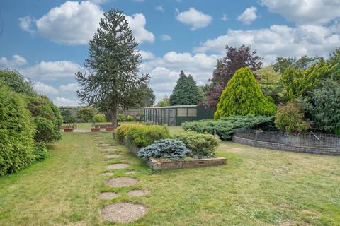 undefined, Hevingham, Norwich