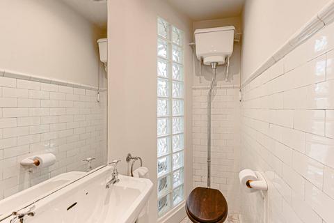 1 bedroom flat for sale, De Vere Gardens, South Kensington, London, W8