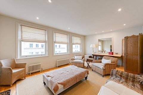 1 bedroom flat for sale, De Vere Gardens, South Kensington, London, W8