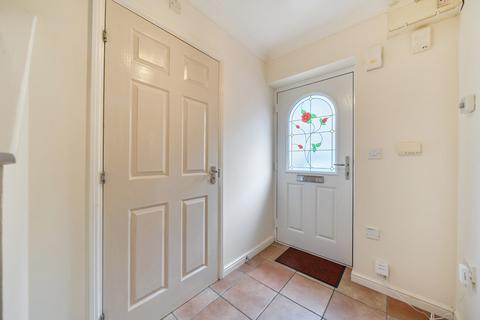 32 Pine Rise, Witney, OX28 1EY