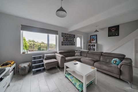 15 Sideland Close, Bristol, BS14 8LE