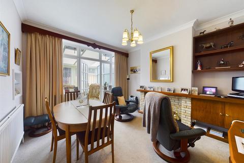 3 bedroom semi-detached house for sale, Lambert Road, Bridlington