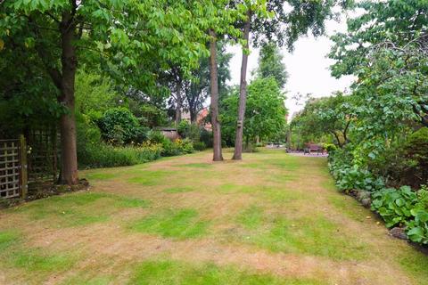 3 bedroom semi-detached house for sale, Green Lane, Shelfield