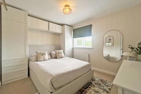 3 bedroom semi-detached house for sale, Cook Street, Wednesbury