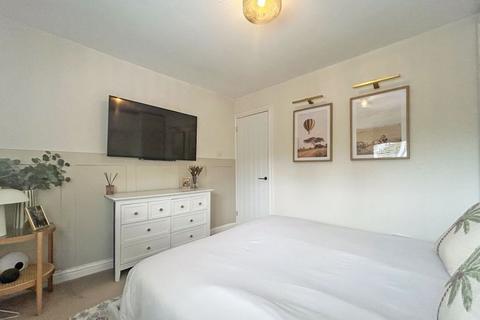 3 bedroom semi-detached house for sale, Cook Street, Wednesbury