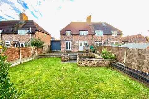 3 bedroom semi-detached house for sale, Cromwell Road, Winnington