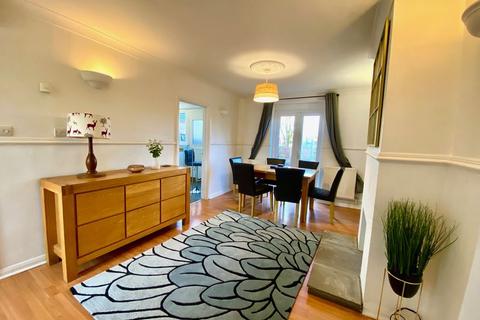 3 bedroom semi-detached house for sale, Cromwell Road, Winnington