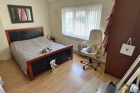 3 bedroom semi-detached house for sale, Petersham Road, Kingstanding, Birmingham B44 0PH
