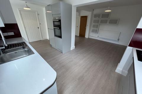 Y Bryn Pabo Lane, Llandudno Junction, LL31 9JE