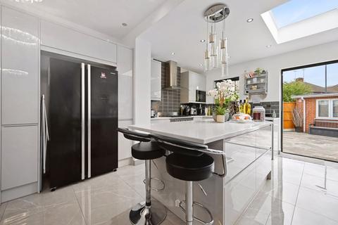 4 bedroom semi-detached house for sale, Durham Road, North Harrow