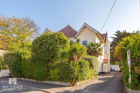 undefined, Watkin Road, Bournemouth, BH5 1
