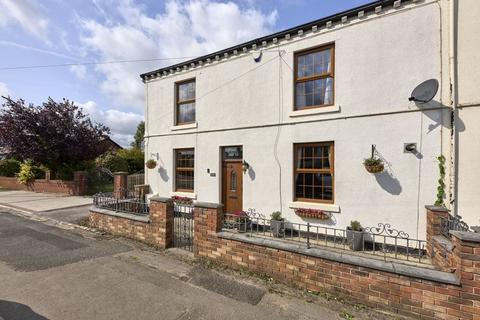 4 bedroom end of terrace house for sale, Preston Road, Wigan WN6