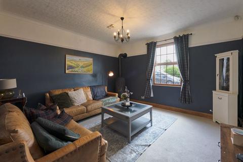 4 bedroom end of terrace house for sale, Preston Road, Wigan WN6