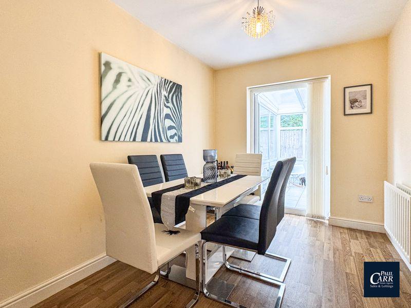 Dining Room /...