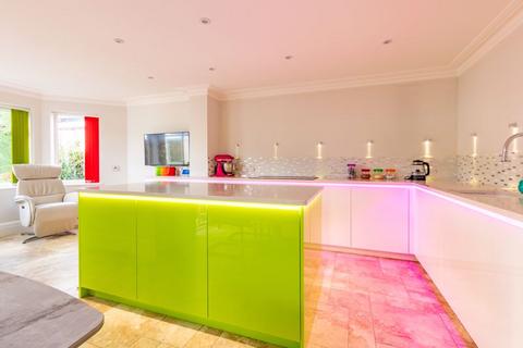 4 bedroom detached house for sale, Woodgate Close, Wantage OX12