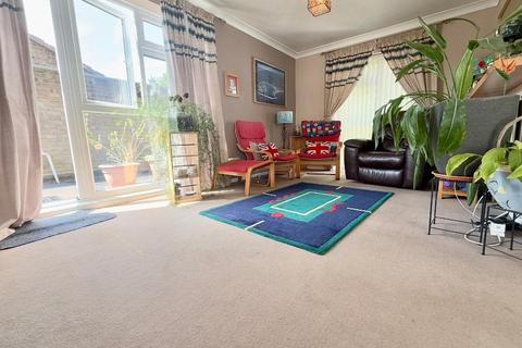 Elgar Path, High Town, Luton, Bedfordshire, LU2 7RJ