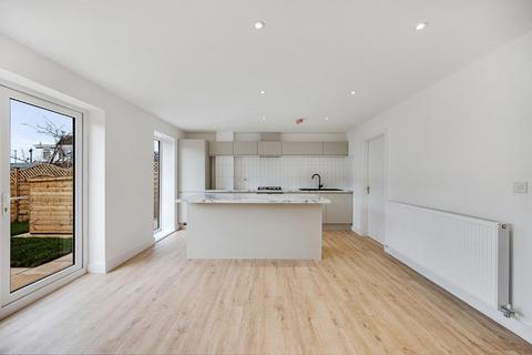undefined, Tynwald Crescent, Widnes, WA8 9AN