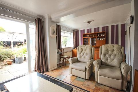 4 bedroom detached house for sale, Douglas Road, Bedford, Bedfordshire, MK41