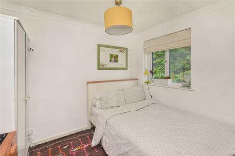 1 Sycamore Close, Leeds, LS6 2HE