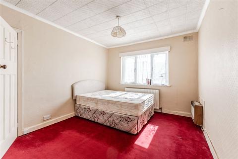 undefined, Roundhay Avenue, Leeds